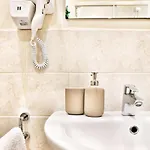Apartamento Bilocale, Vicino Al Centro Milão